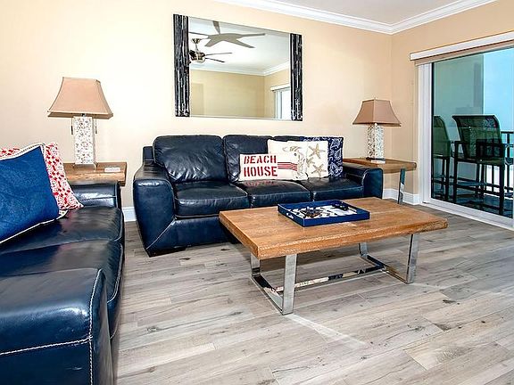 3rd image of 11 Idlewild St APT 601