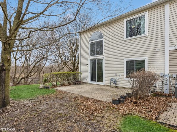 1601 Spaulding Rd, Bartlett, IL 60103