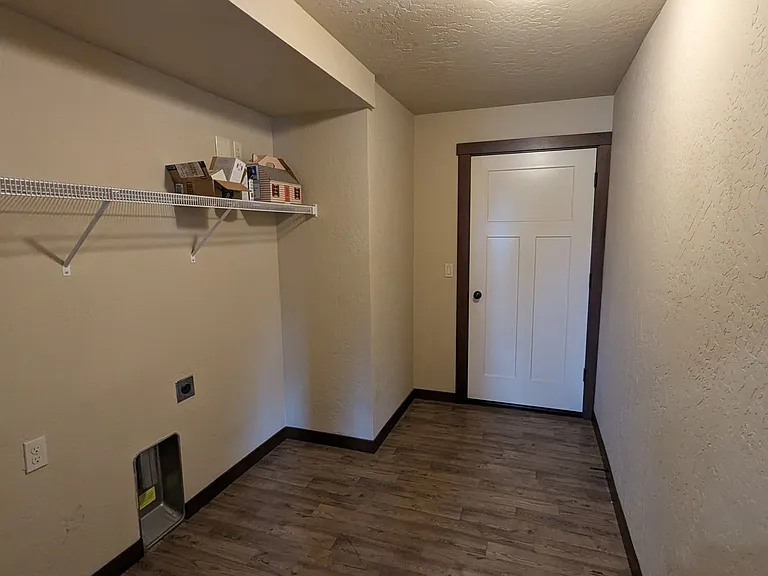 2537 N Lehigh Ct — Photo 16