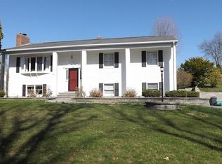 73 Green St, Shrewsbury, MA 01545