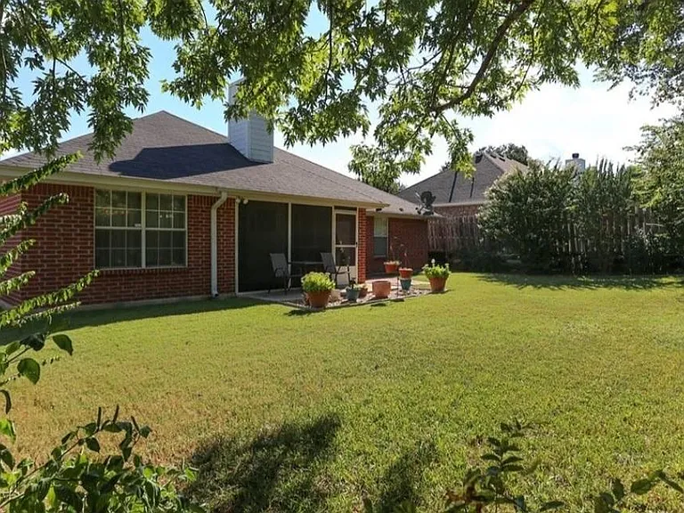 1515 Chardonnay Dr — Photo 10