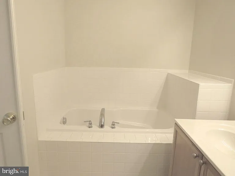 46 Desert Rose Way — Photo 19
