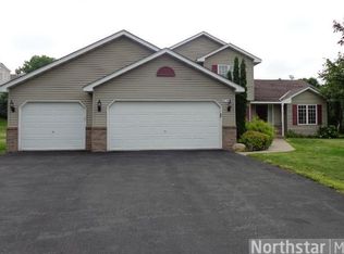 215 Pendryn Hill Alcove, Woodbury, MN 55125