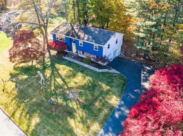 5 Dearborn Road, West Nyack, NY 10994