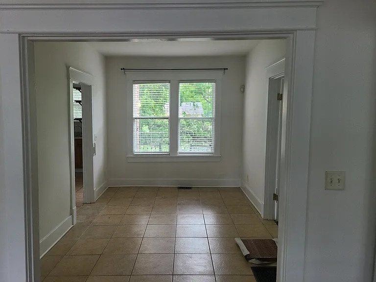 714 McFerrin Ave — Photo 3