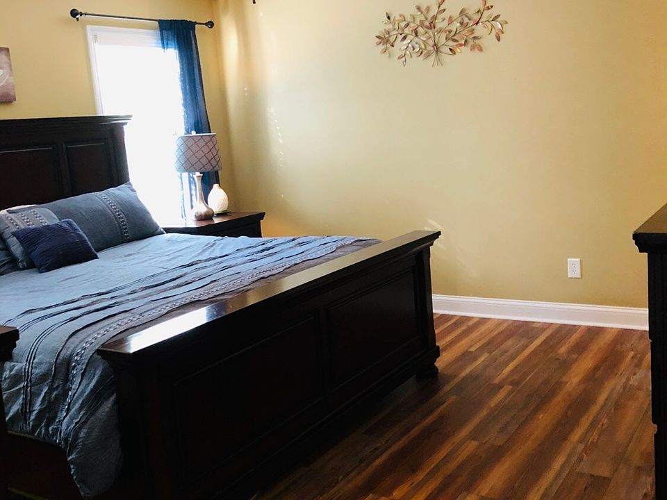 1st image of 101 Croatan Woods Dr