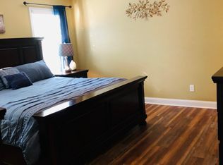 101 Croatan Woods Dr, New Bern, NC 28562