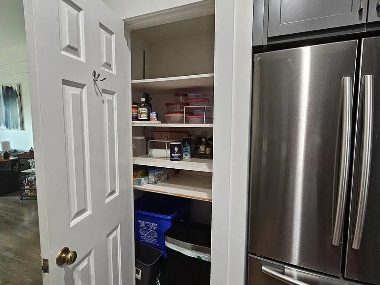 Kitchen Pantry