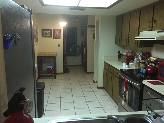 Kitchen/laundry/pantry