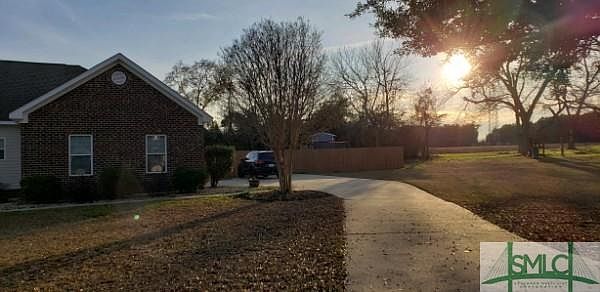 2nd image of 1709 Scarlett Pl