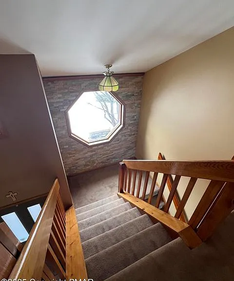 520 Maxine Dr — Photo 31