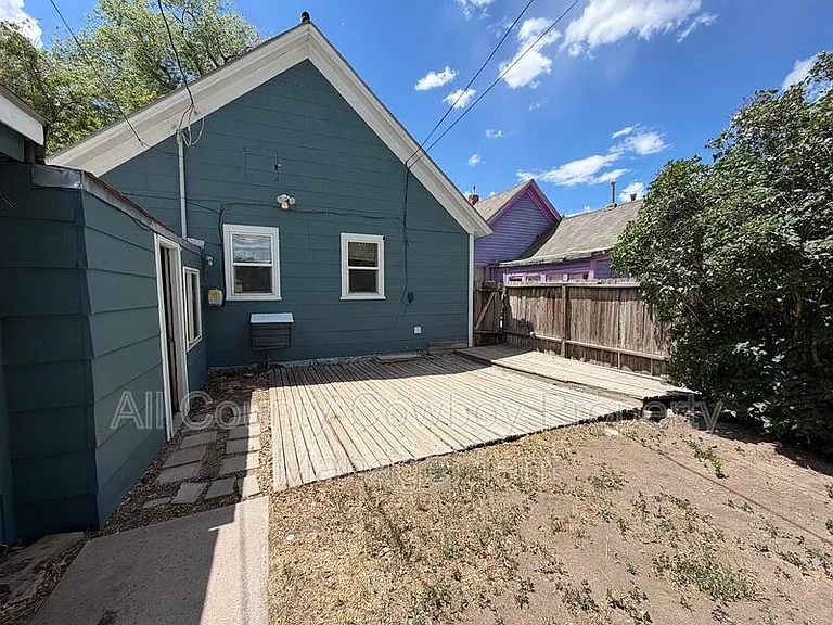 661 N 4th St — Photo 12