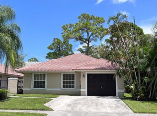 1598 Hawthorne Pl, Wellington, FL 33414