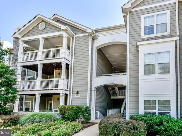 1716 Lake Shore Crest Dr Suite 13, Reston, VA 20190