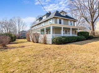 24 Paige St, Hingham, MA 02043