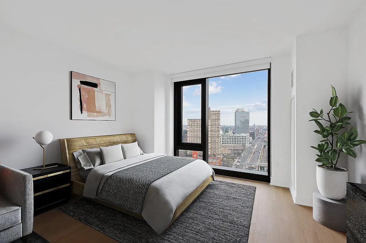 18 Sixth Avenue — Photo 1