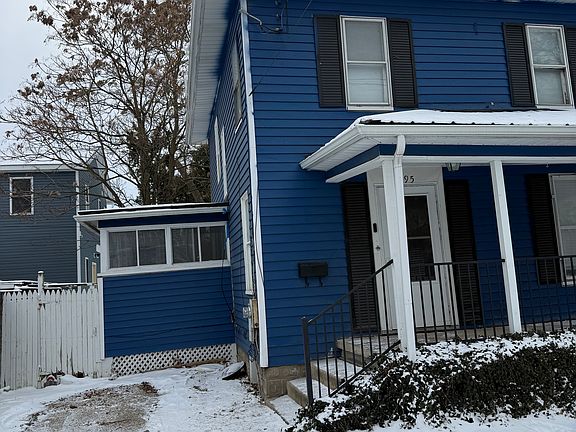 2nd image of 195 E Pleasant St