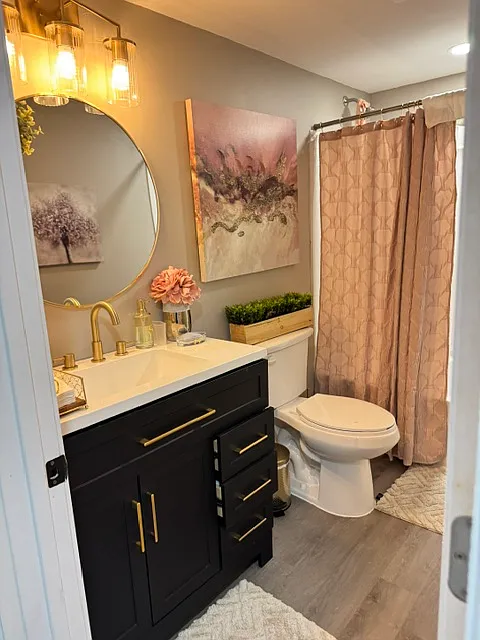 3 bed, 1100 sqft, $1,300 — Photo 3