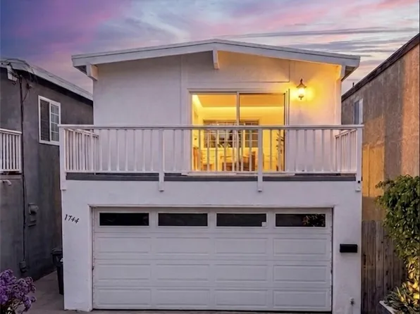 1744 Wollacott St, Redondo Beach, CA 90278