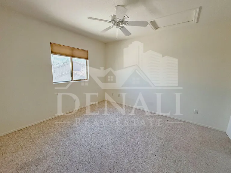 15802 N Hidden Valley Ln — Photo 16