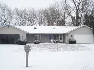 7878 Whitney Pl, Saginaw, MI 48609