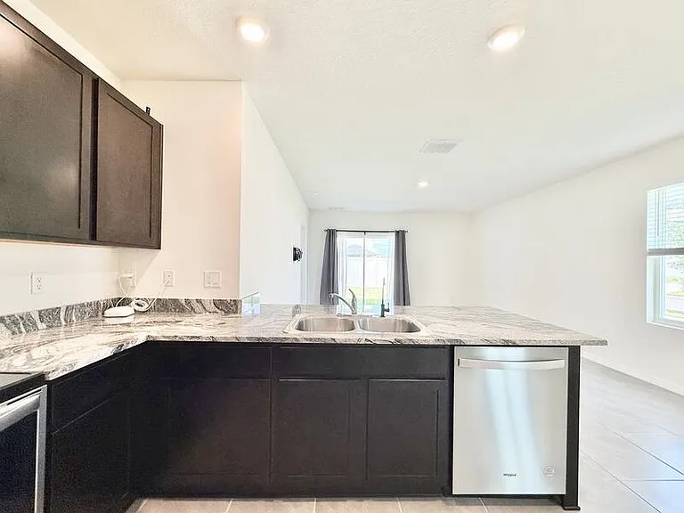 5699 Chorleywood Ln — Photo 9