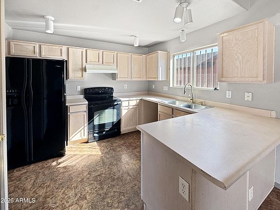 4th image of 5610 N 74TH Avenue