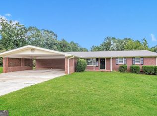 2309 Stephens Cir, Gainesville, GA 30506