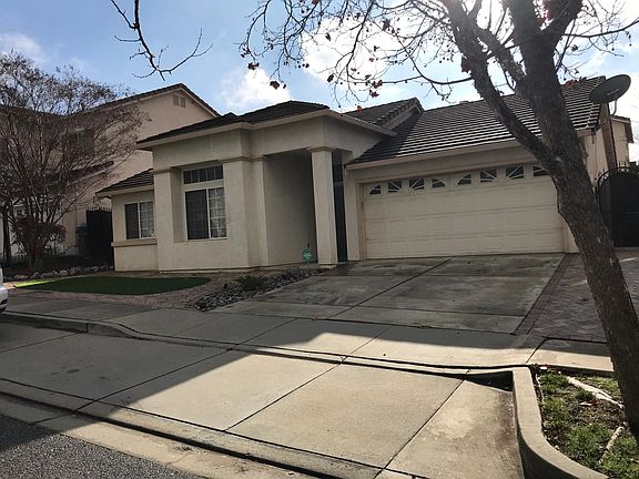 5th image of 3246 Capriana Cir