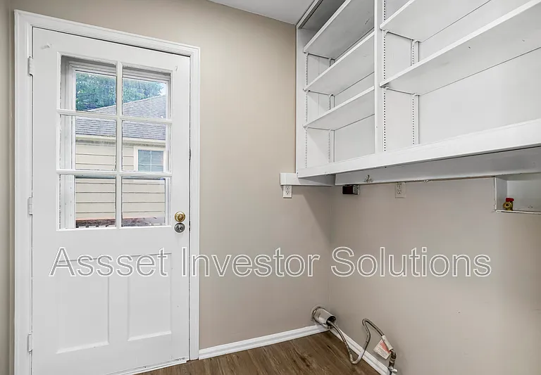 9109 Goddard St — Photo 31
