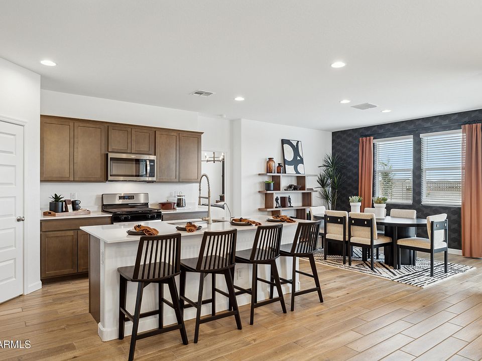 1st image of 2704 W SENTIERO Avenue