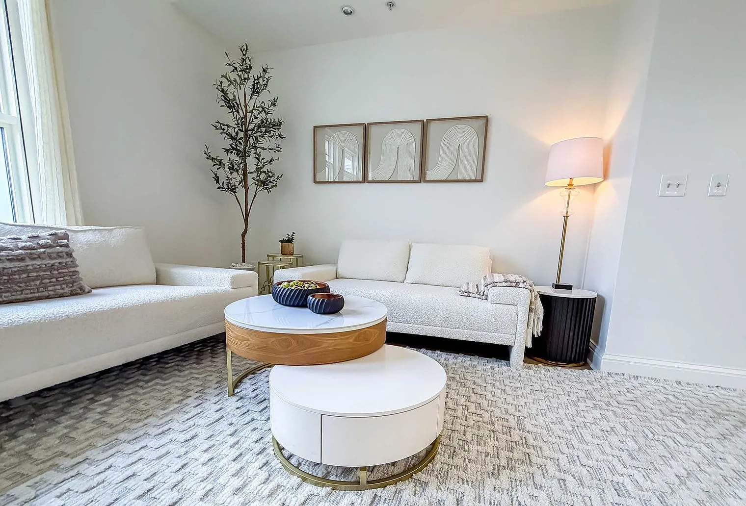 2 bed, 2.0 bath, 1506 sqft, $6,239 — Photo 3