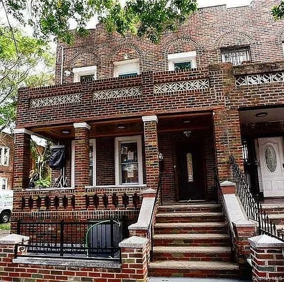 1st image of 577 Logan Street