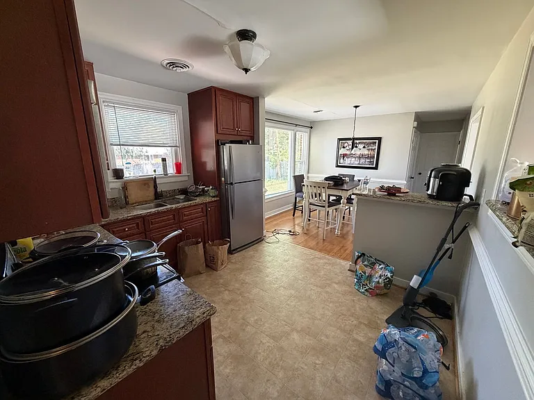 2210 Manlyn Rd — Photo 13