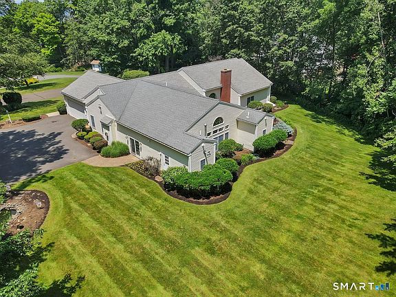 2nd image of 270 Copper Ridge Road