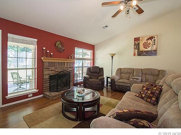 2nd image of 3021 Village Dr
