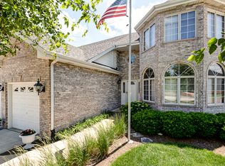 1981 Astor Ln, Addison, IL 60101