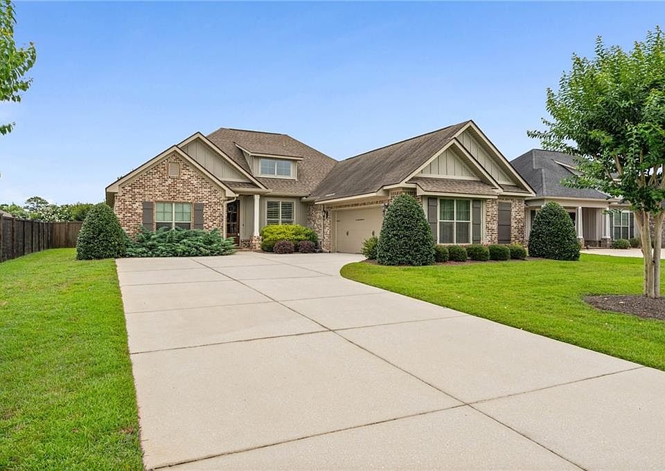 1st image of 27474 Felicity Ln