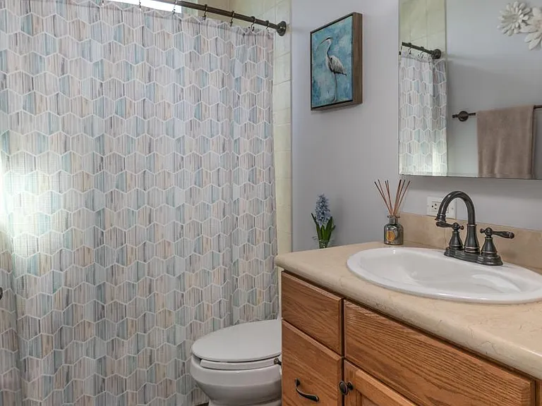 1064 SW Pigeon Plum Way — Photo 8