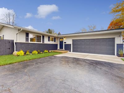 1003 N Wheeling Rd, Mount Prospect, IL, 60056