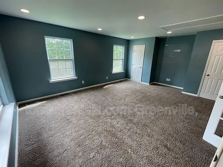 518 Amber Crest Ct — Photo 7