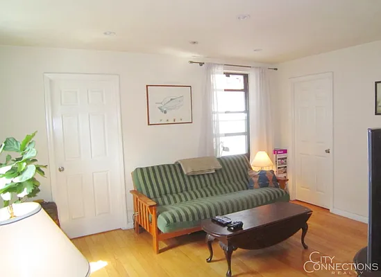 Rented by City Connections Realty | media 50