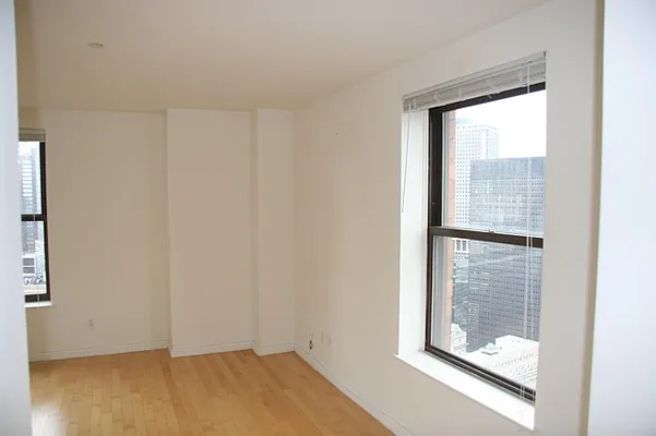 Rented by City Connections Realty | media 6