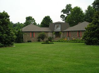 2203 Bracey Dr, Springfield, TN 37172