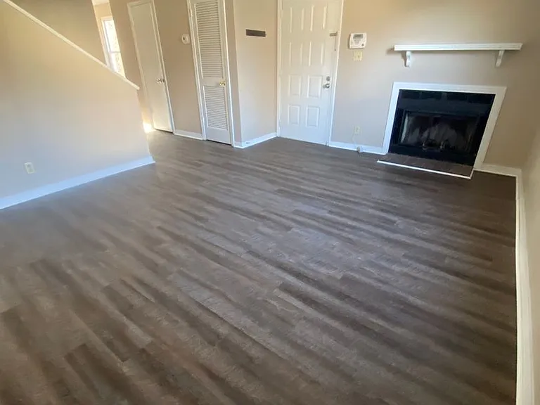 102D Kingsbury Ct — Photo 6