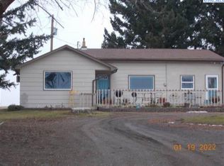 790 Fir Rd, Eltopia, WA 99330