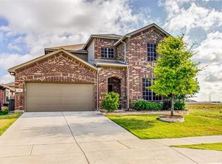 352 Navidad Trl, Haslet, TX 76052