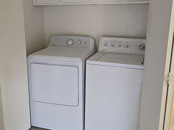 5th image of 9520 Royal Ln APT 119