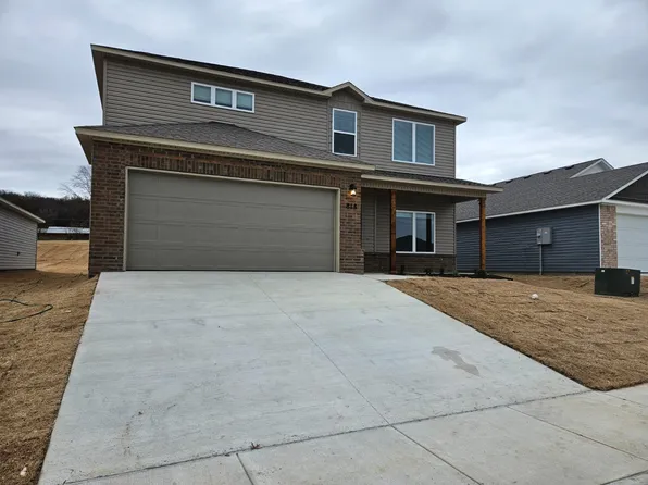 818 E Fairlane St, Fayetteville, AR 72701