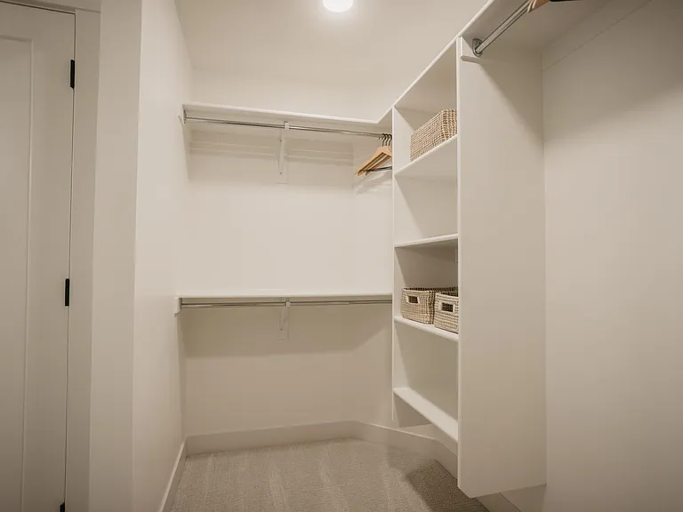1021 W Coral Charm Way — Photo 4